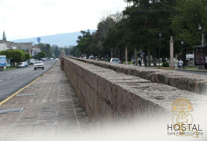 펜션 Hostal San Fransiskuni