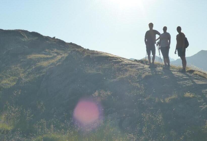 פנסיון Landhaus Zum Griena