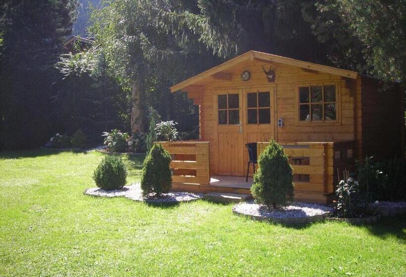 פנסיון Landhaus Zum Griena