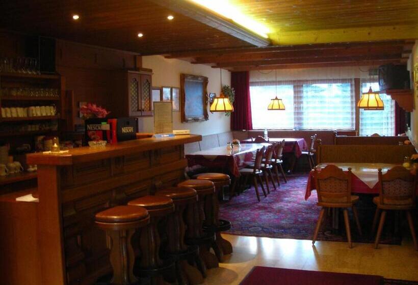 פנסיון Landhaus Zum Griena