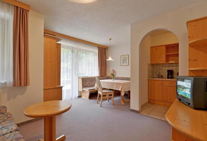 פנסיון Landhaus Zum Griena