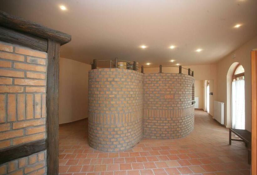 膳宿费 Napvirág Ház