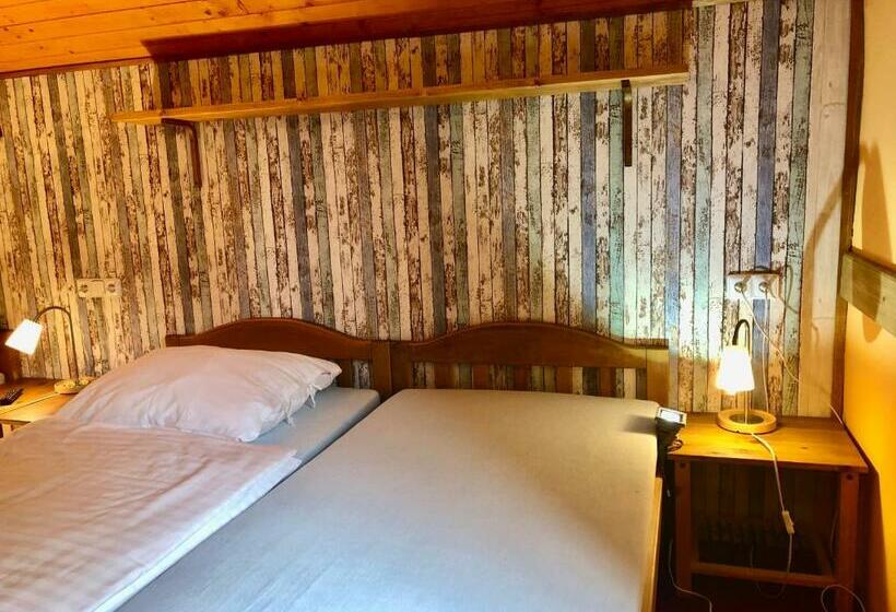 펜션 Penzion Kapitanka