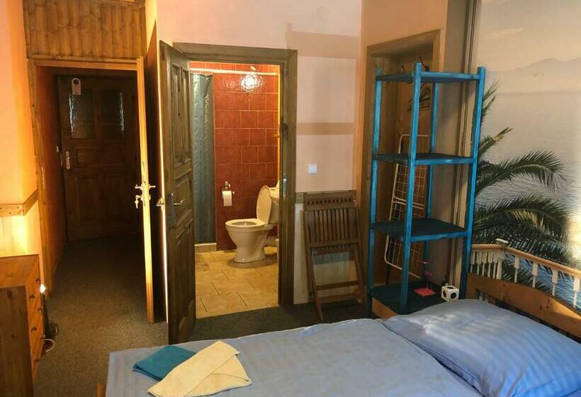 펜션 Penzion Kapitanka