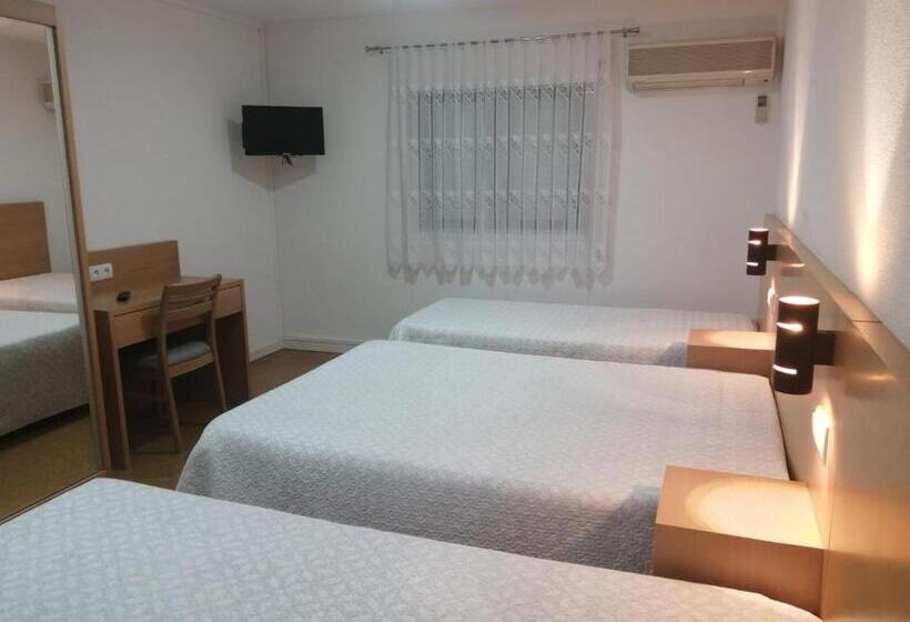 פנסיון Restaurante E Residencial O Resineiro