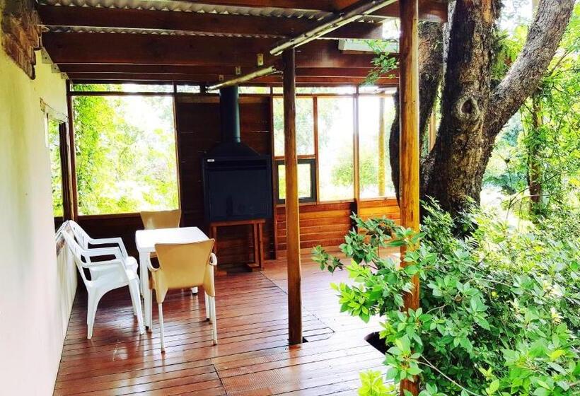 ペンション Stanford Lake Lodge