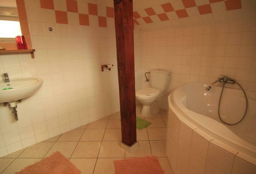 פנסיון Stara Mlekarna