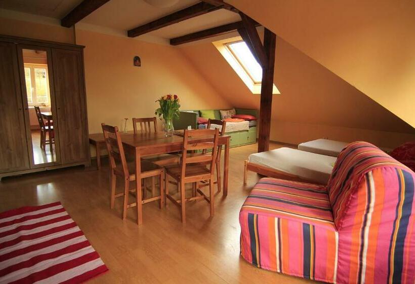 פנסיון Stara Mlekarna