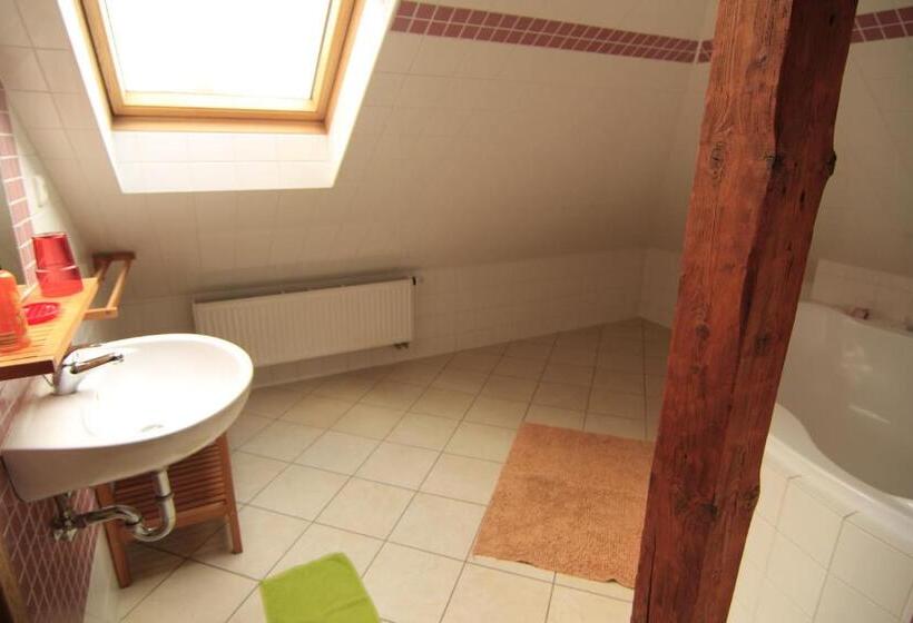 פנסיון Stara Mlekarna