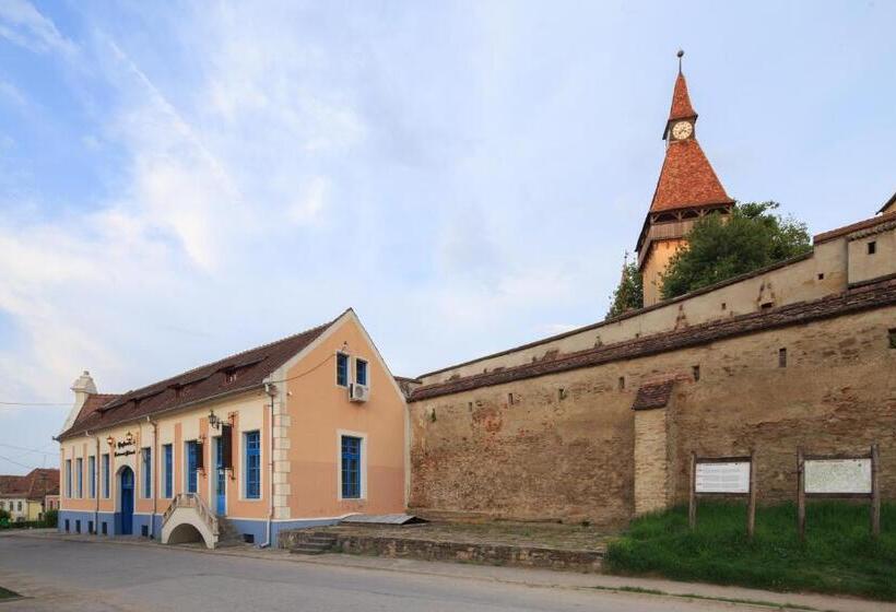 بنسيون Unglerus Guesthouse