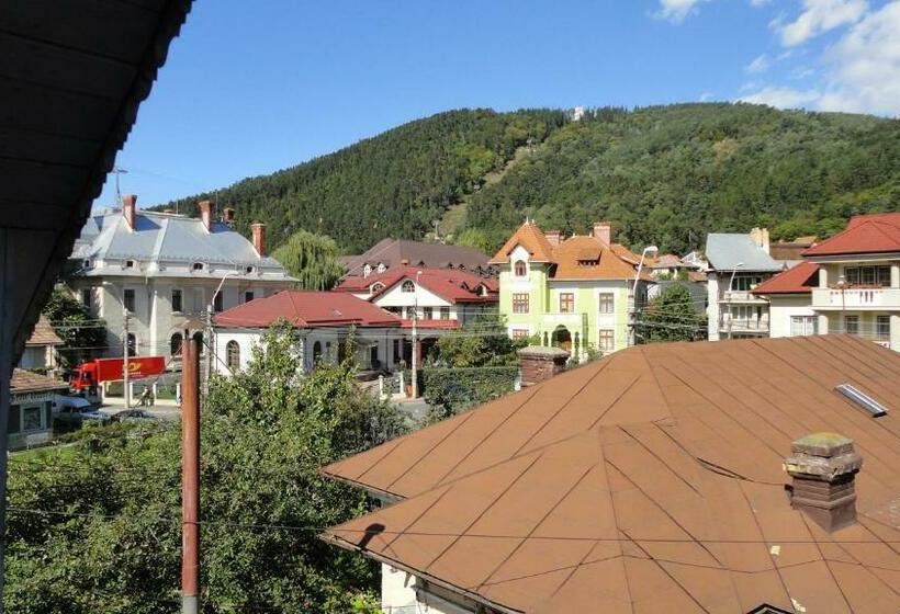 ペンション Vila Villador