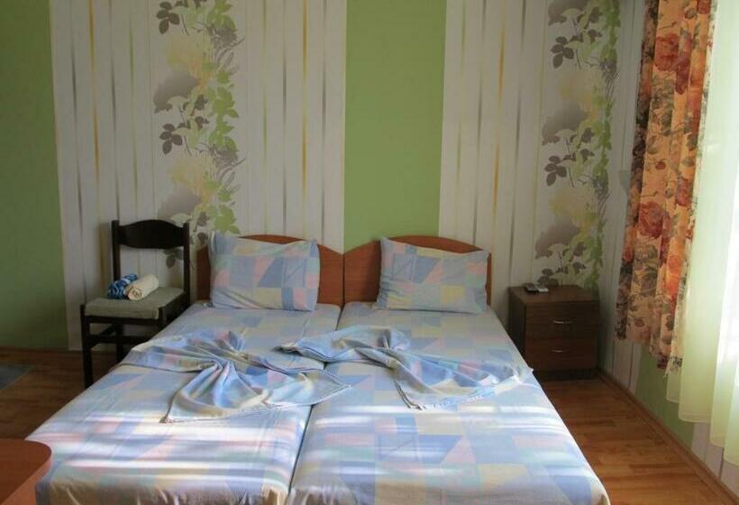 ペンション Villa Jana