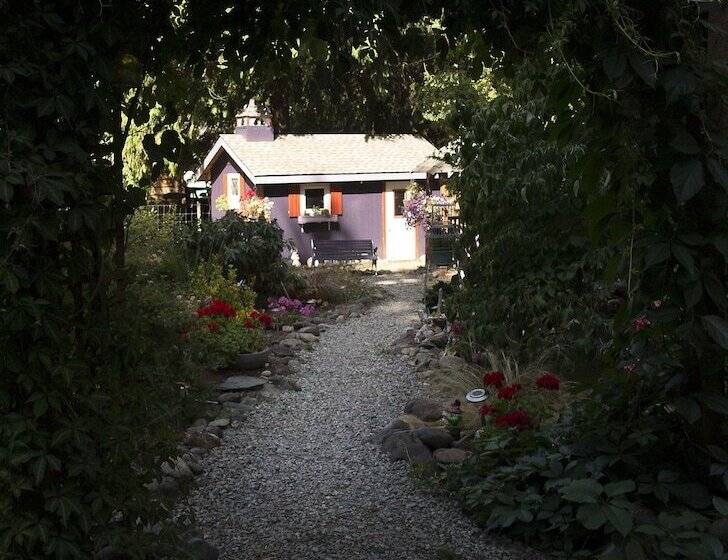 Tea Cozy Bed & Breakfast