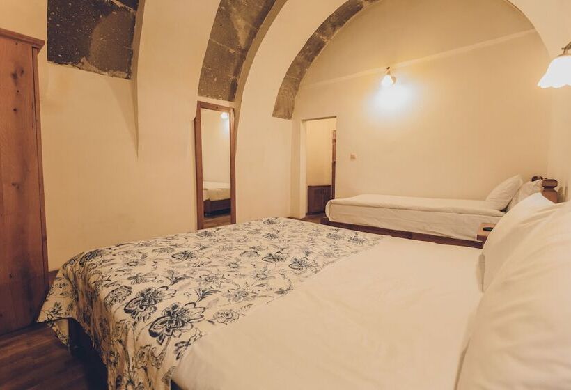 ユースホステル La Maison De şişik