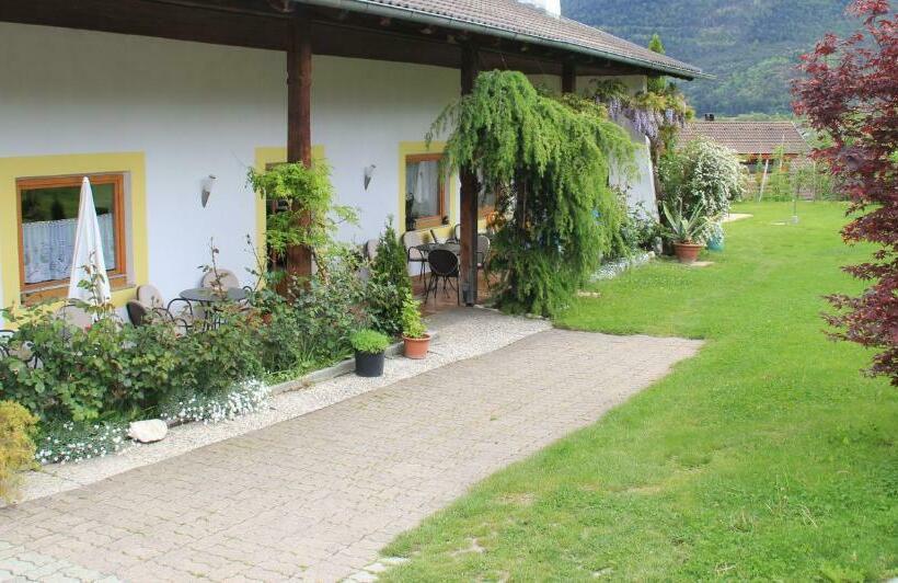 Bed and Breakfast Pension Obergrundgut