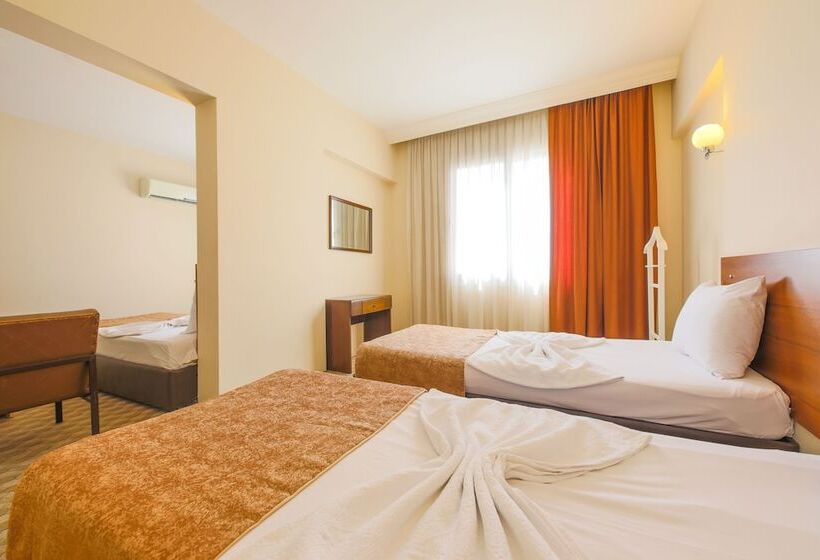 Hosta Otel