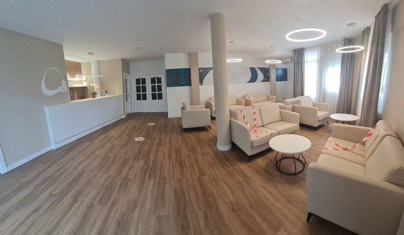 فندق Balneario Fuentes Del Trampal