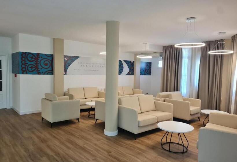 فندق Balneario Fuentes Del Trampal