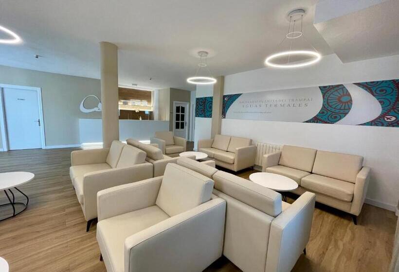 فندق Balneario Fuentes Del Trampal