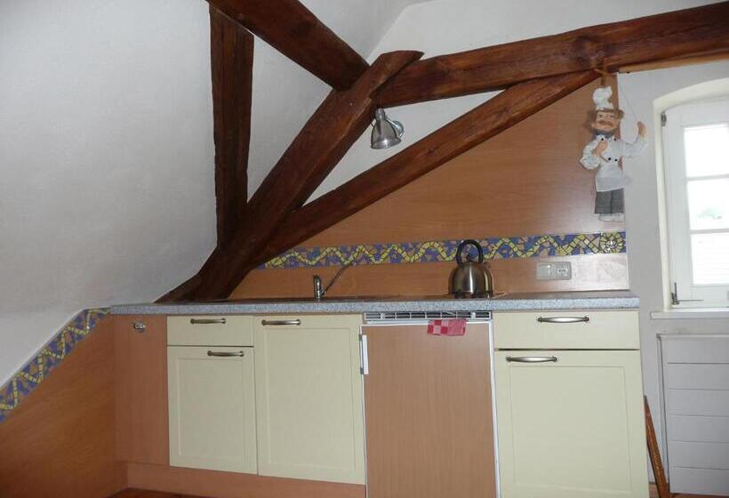 호텔 Garni Lindenhof Im Steigerwald