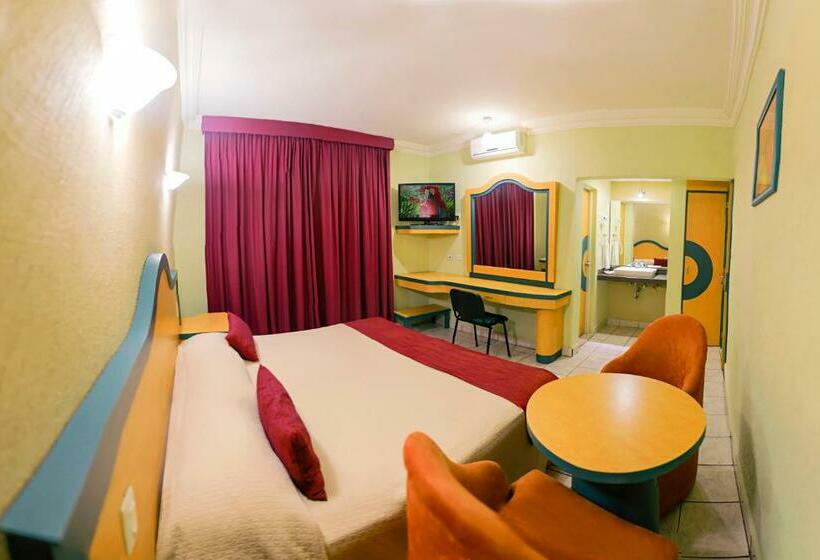 فندق Madrid Minatitlán