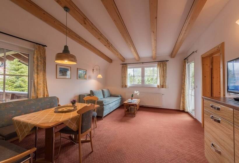 Landhaus Charlotte Apartments Tirol