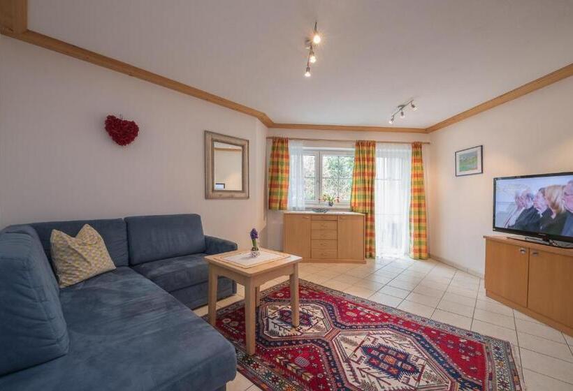 Landhaus Charlotte Apartments Tirol