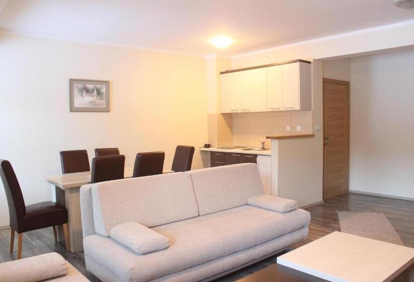 پانسیون Apartments And Rooms Max Well