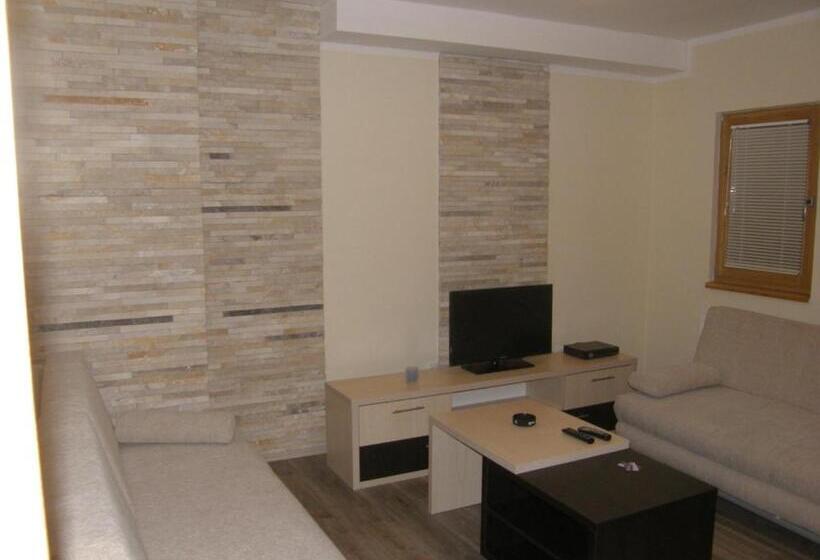 پانسیون Apartments And Rooms Max Well