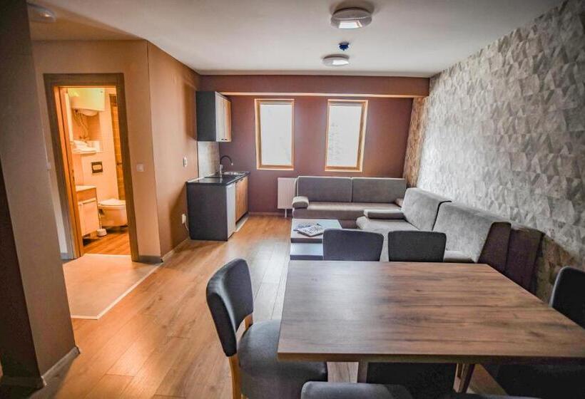 پانسیون Apartments And Rooms Max Well