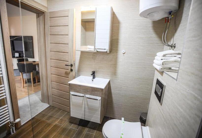 پانسیون Apartments And Rooms Max Well