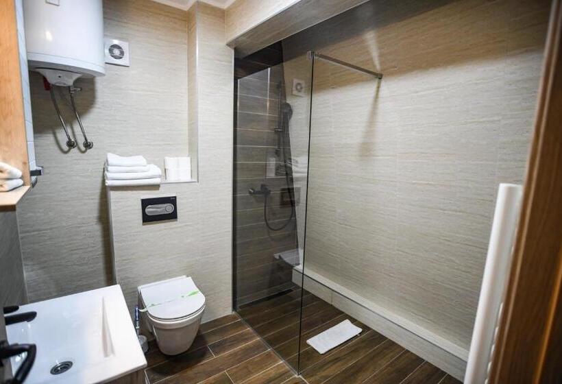 پانسیون Apartments And Rooms Max Well