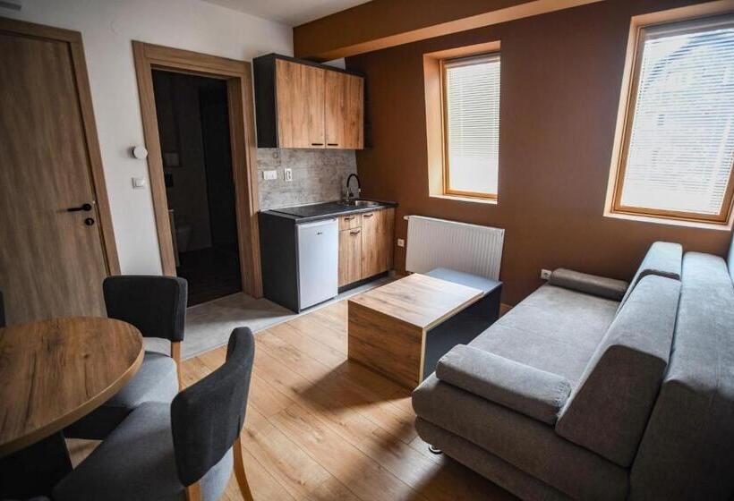 پانسیون Apartments And Rooms Max Well