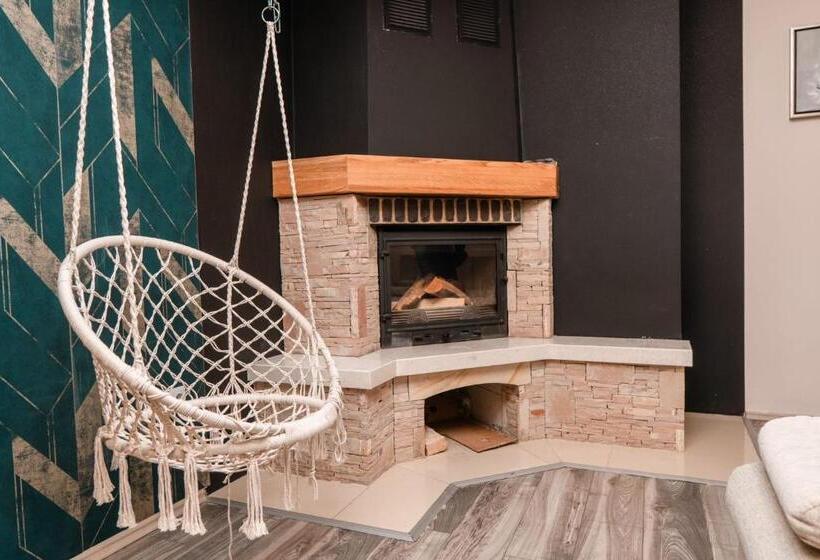 پانسیون Apartments And Rooms Max Well