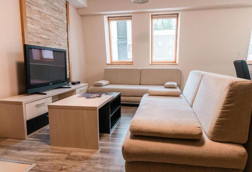 پانسیون Apartments And Rooms Max Well