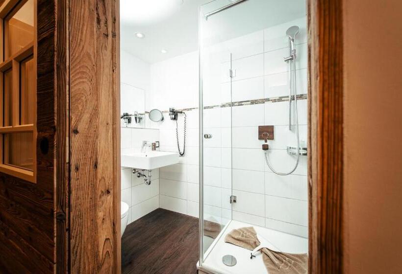 بنسيون Gästehaus Mathies