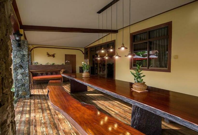 膳宿费 Taratai Villa