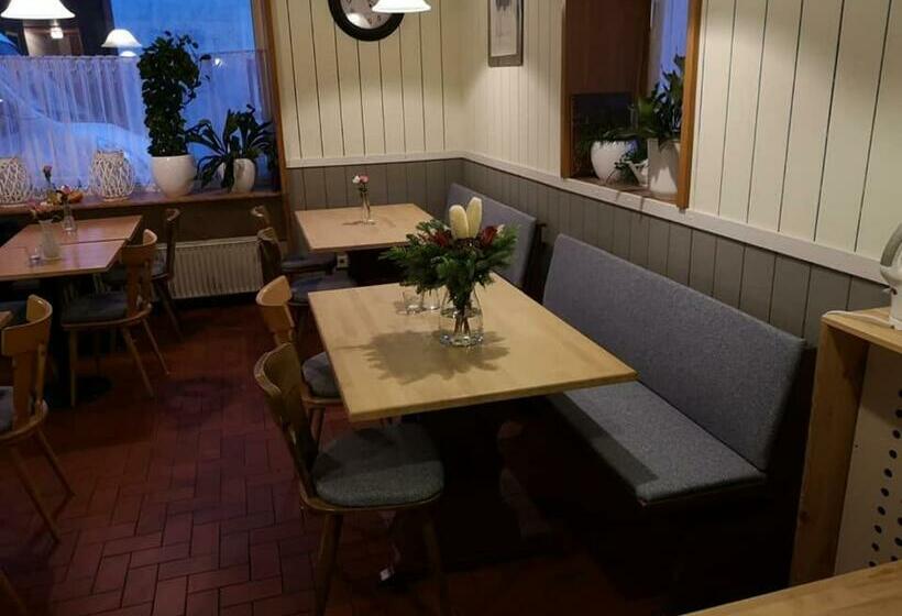 Pension Am Lieserpfad