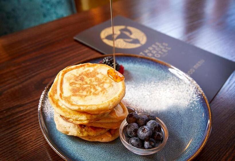 Three Cranes Serviced Apartments