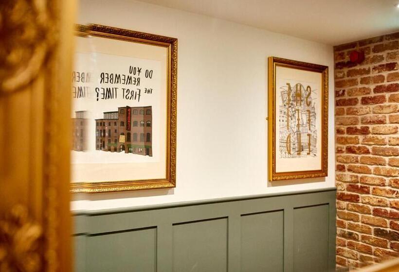 Three Cranes Serviced Apartments