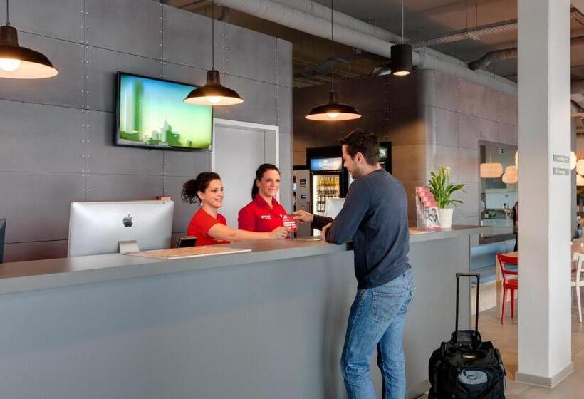 هاستل Meininger Hotel Berlin Airport