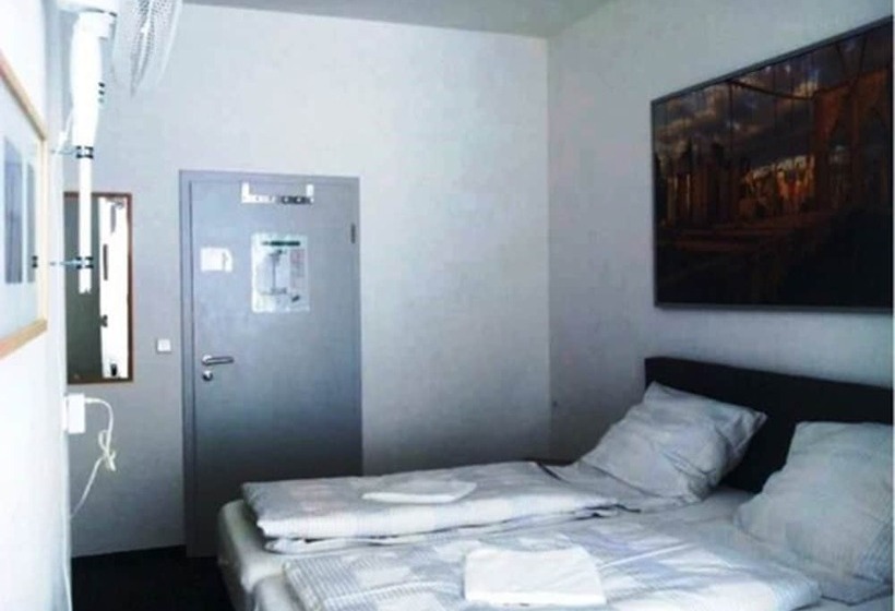 Gästehaus Kaiserpassage  Ihr Cityhostel