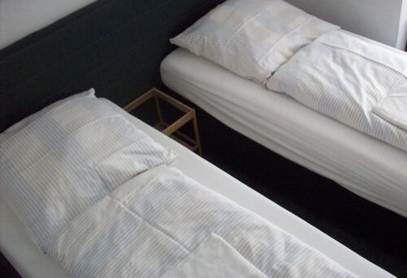 Gästehaus Kaiserpassage  Ihr Cityhostel