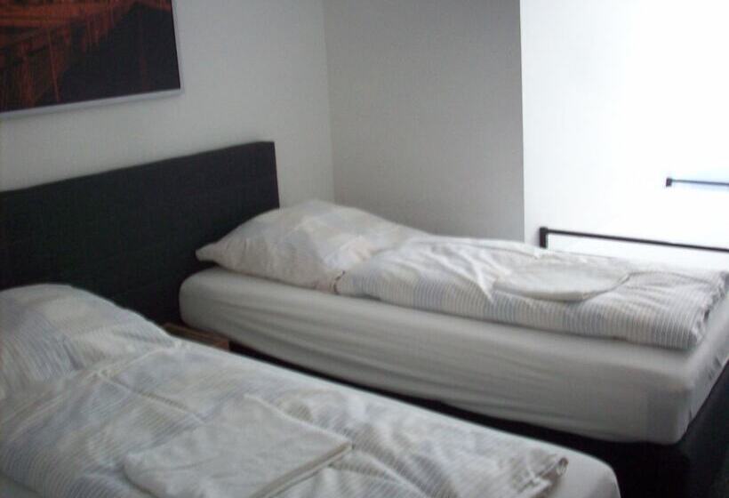 Gästehaus Kaiserpassage  Ihr Cityhostel