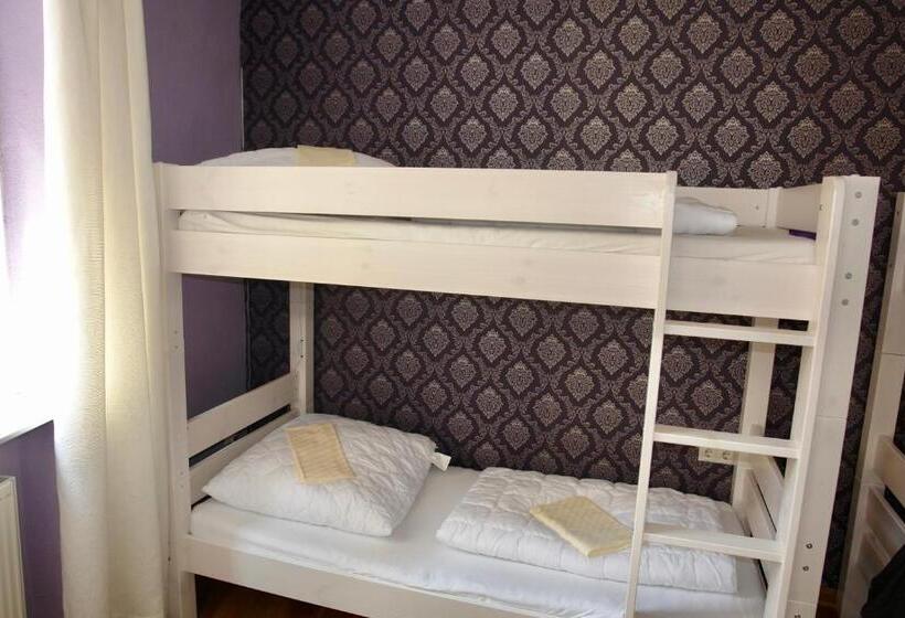 فندق فئة نجمة واحدة Lotte  The Backpackers