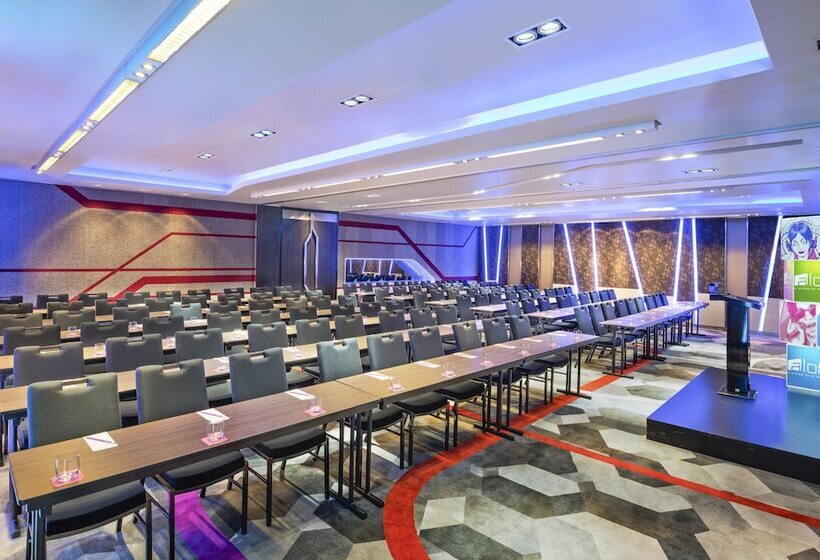 فندق Aloft Bangkok Sukhumvit 11