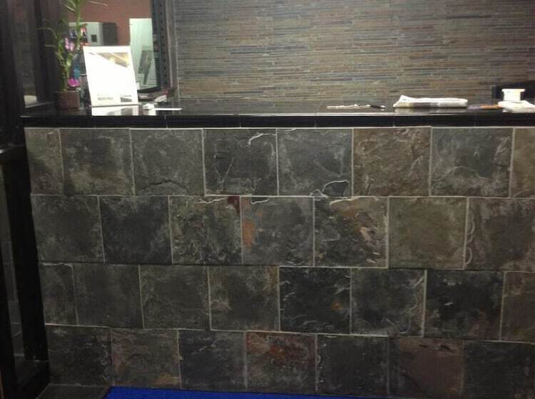 فندق Americas Best Value Inn Kansas City East   Independence