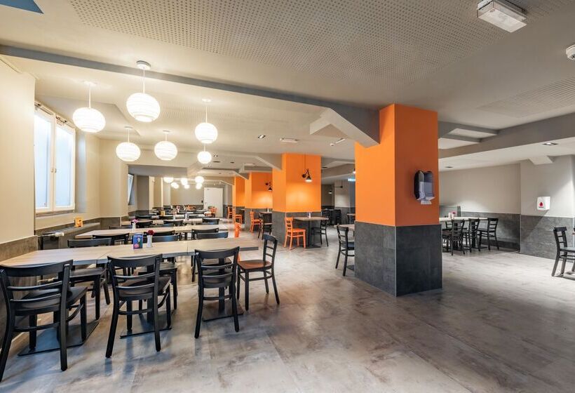 هتل a&o Hamburg City