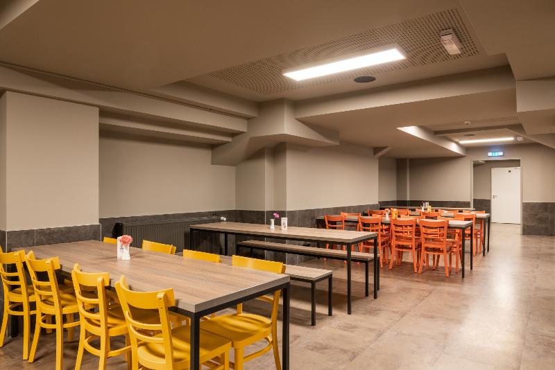 هتل a&o Hamburg City