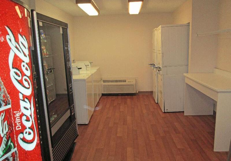 فندق Baymont By Wyndham Bedford Dallas